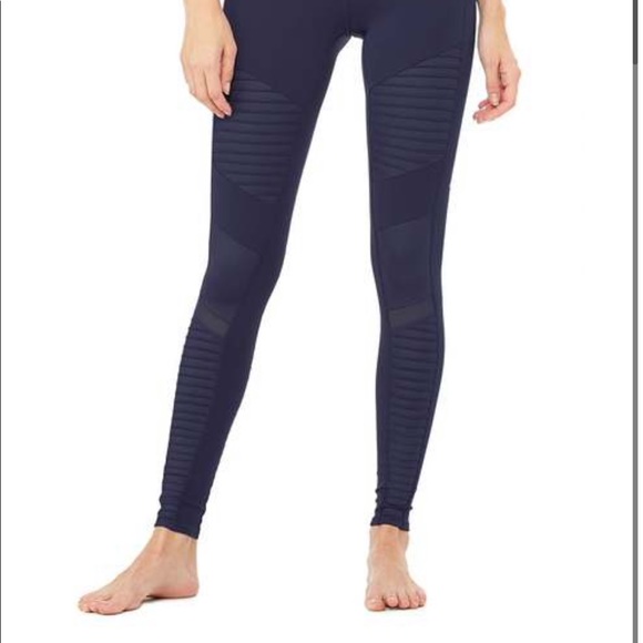 ALO YOGA MOTO LEGGINGS - Picture 7 of 8